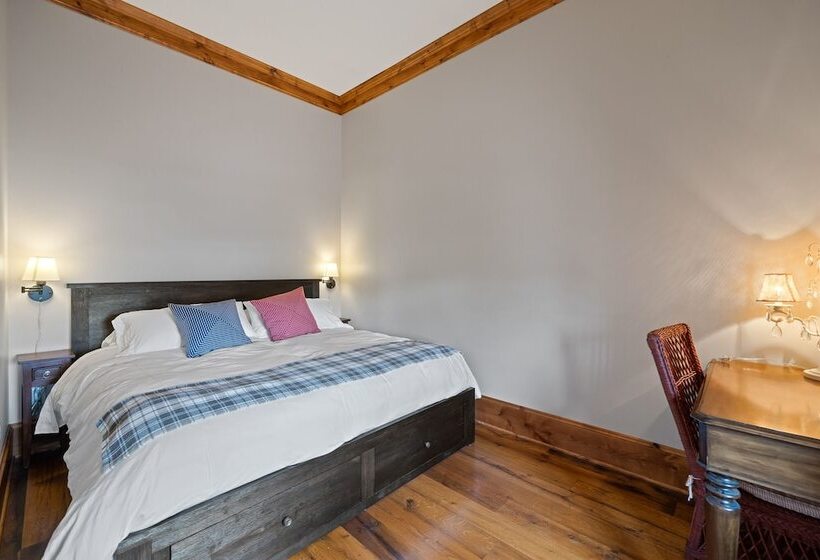 簡易ホテル The Kleemann House