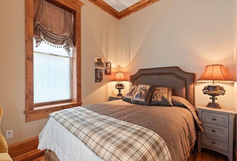 簡易ホテル The Kleemann House