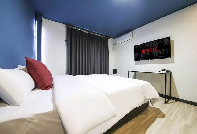 Hotel Cozy