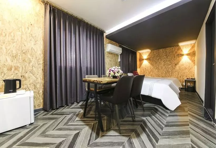 Hotel Cozy
