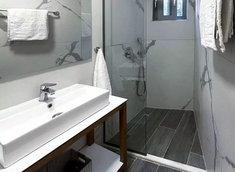 ホテル Rodosrooms