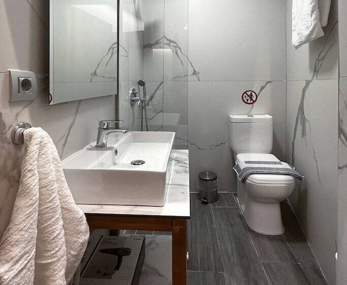 ホテル Rodosrooms