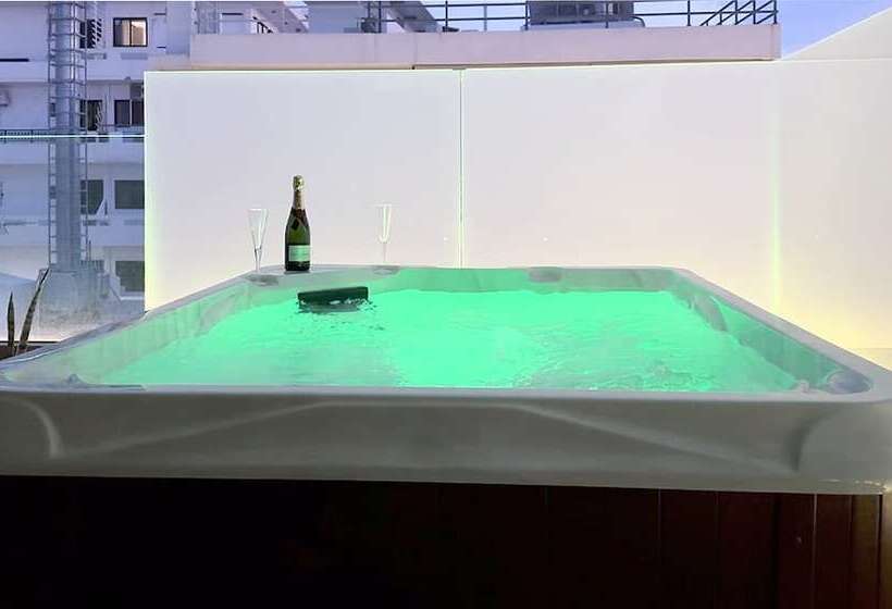 ホテル Rodosrooms