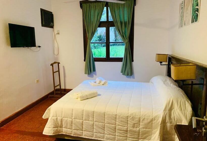 בית מלון כפרי Suizo