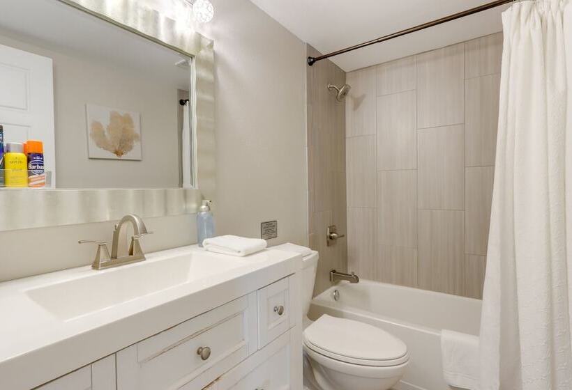 Dock & Sunset Views: Lakeside Ozark Retreat!