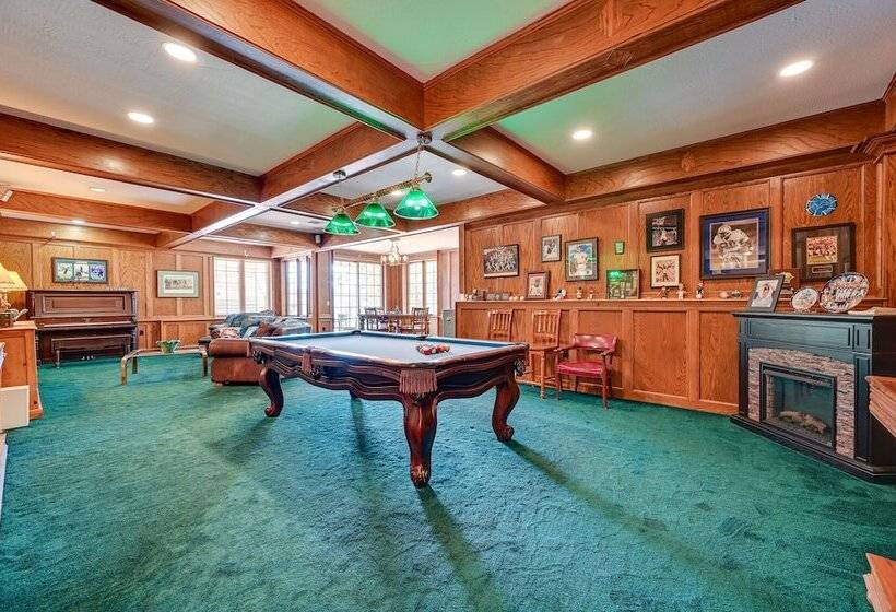 Hot Tub + Games: Spacious Golf Retreat In Payson