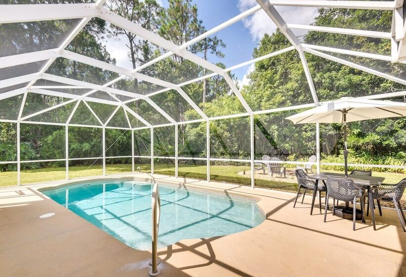 Lanai & Fire Pit: Peaceful Palm Coast Home!