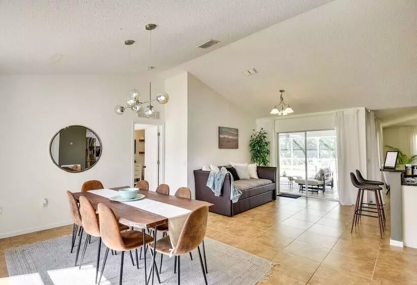 Lanai & Fire Pit: Peaceful Palm Coast Home!