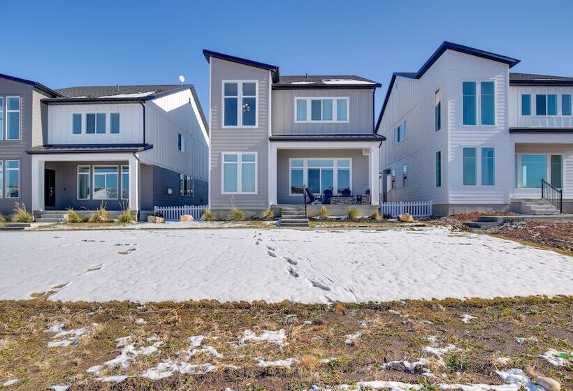 Pet Friendly Utah Abode Fireplace, Patio & Grill