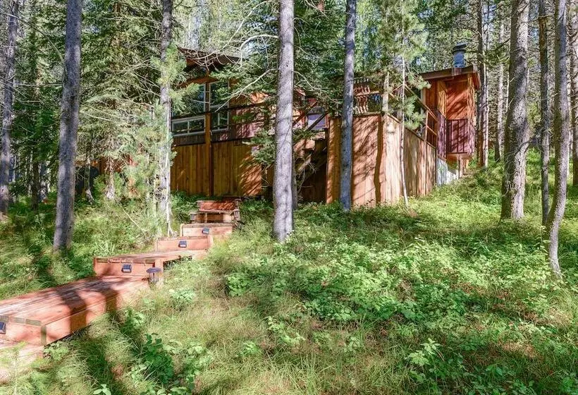 Rustic Idaho Retreat W/ Deck, Grill & Chiminea!