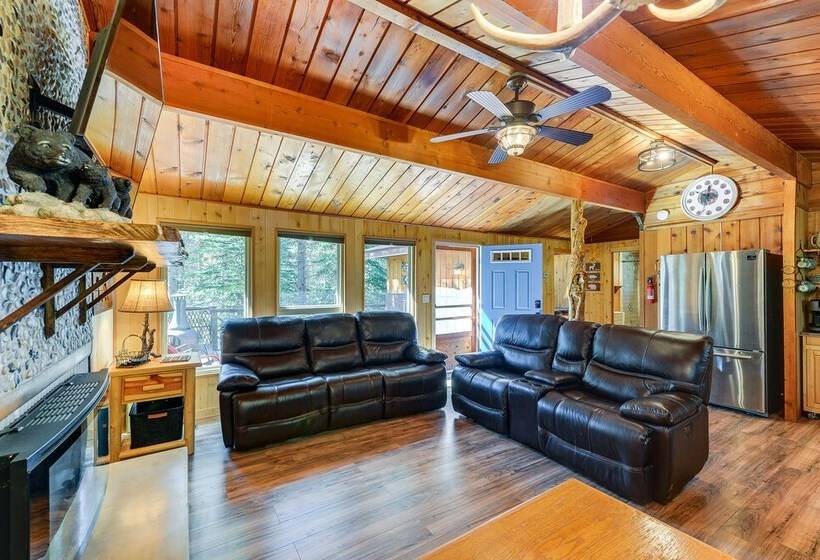 Rustic Idaho Retreat W/ Deck, Grill & Chiminea!