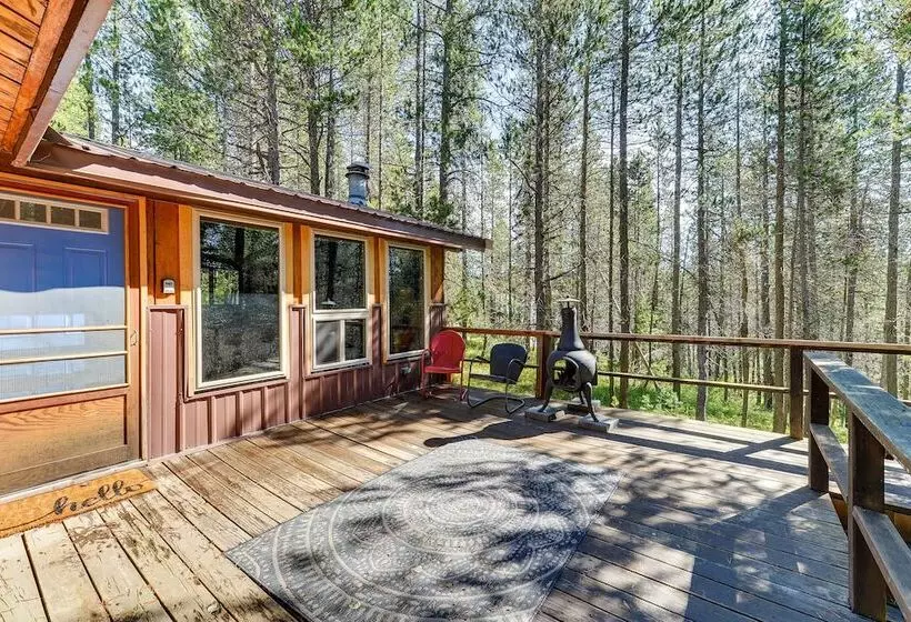 Rustic Idaho Retreat W/ Deck, Grill & Chiminea!