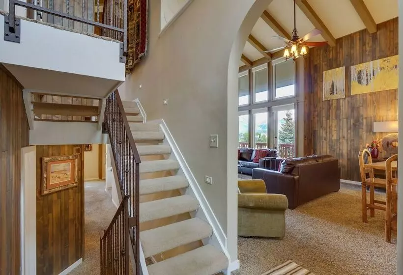 Hot Tub Relaxation: Luxe Summit Gem W/ Mtn Views