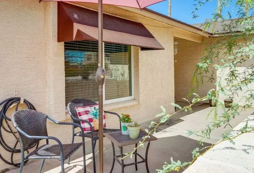 Sun Lakes Home In Retirement Community W/ 3 Pools