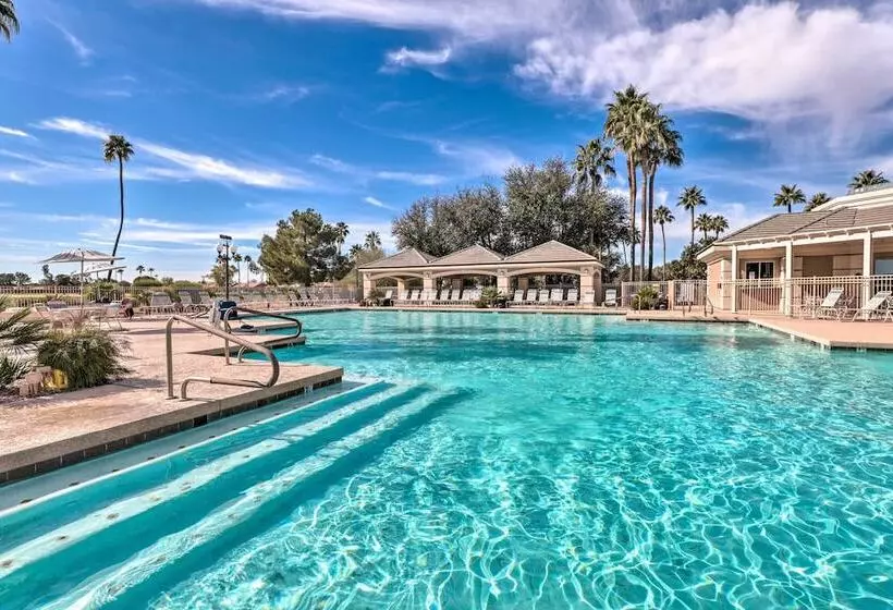 Sun Lakes Home In Retirement Community W/ 3 Pools