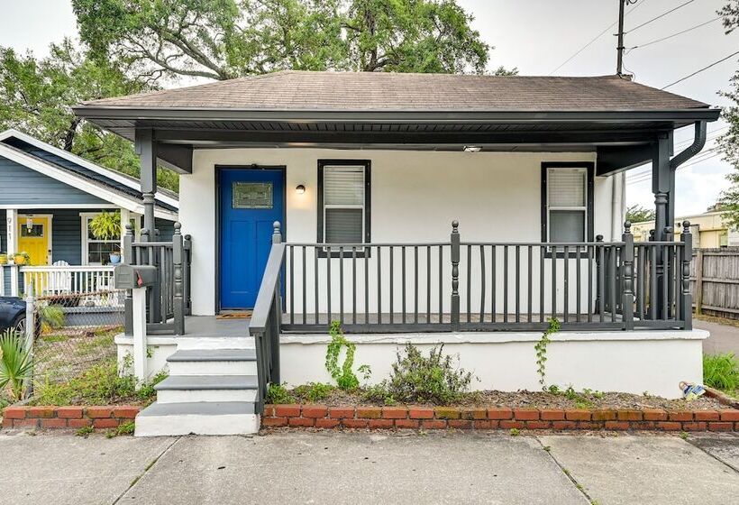 Wfh Friendly Tampa Home Rental: 2 Mi To Downtown!