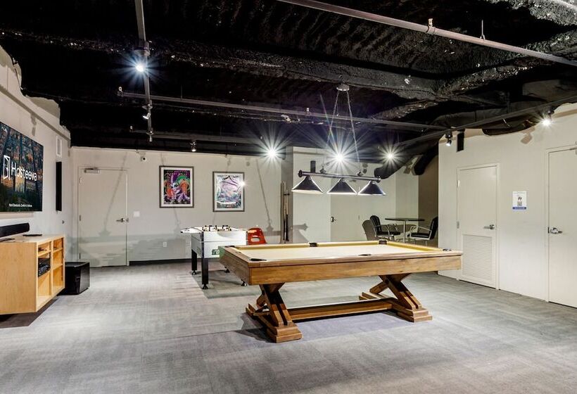 1br Condo In Vibrant New Orleans