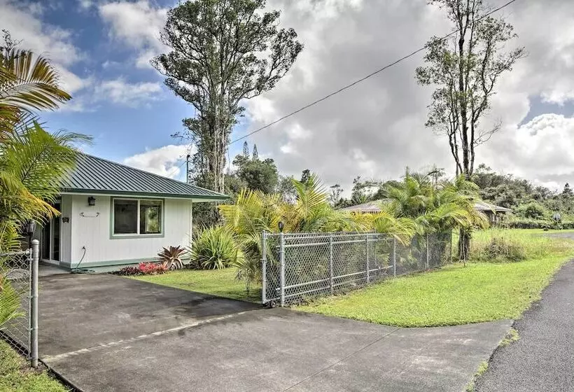 Big Island Paradise  Hawaiian Retreat W/ Patio!