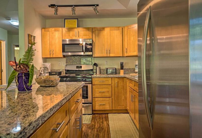 Big Island Paradise Hawaiian Retreat W/ Patio!