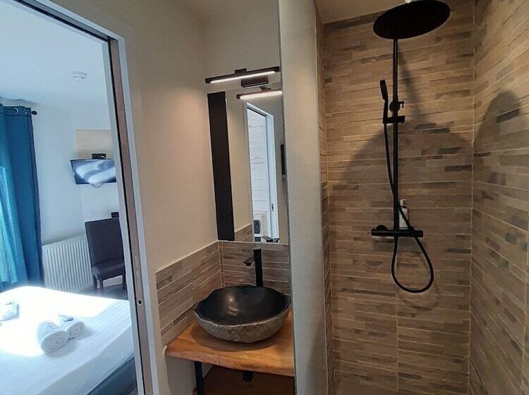 Хостел Chalet Sainte Anne