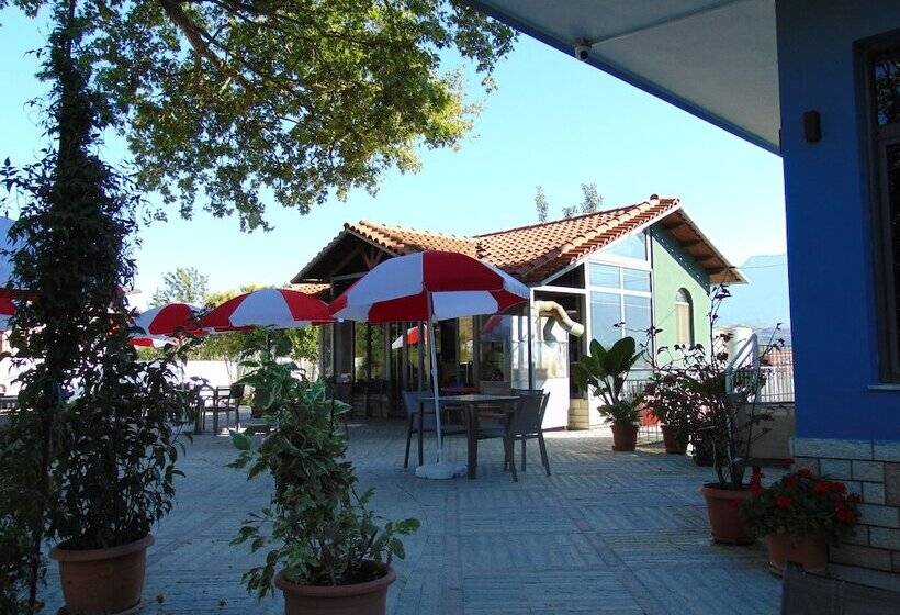 בית מלון כפרי Boci