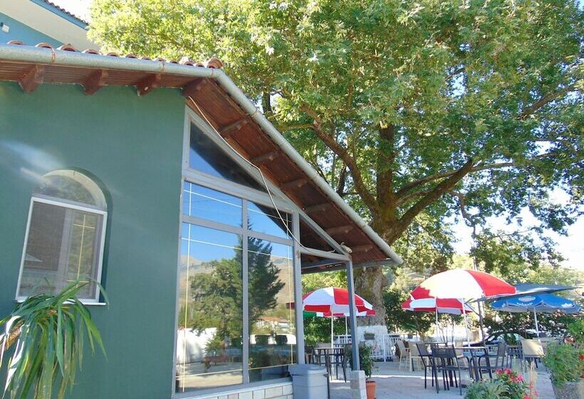 בית מלון כפרי Boci