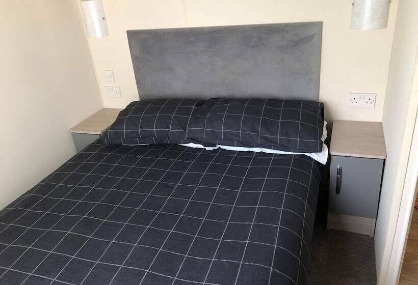 בית מלון כפרי Charming 3 Bed Carven In Hastings