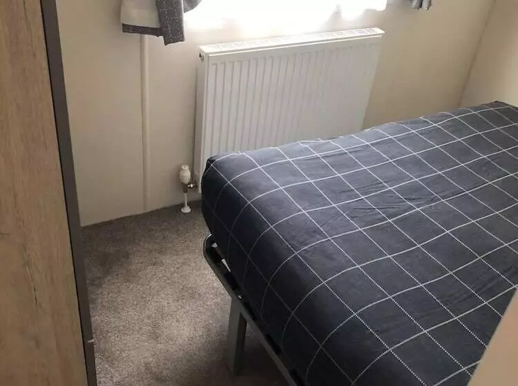 ホテル Charming 3 Bed Carven In Hastings