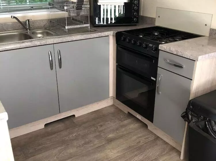 ホテル Charming 3 Bed Carven In Hastings