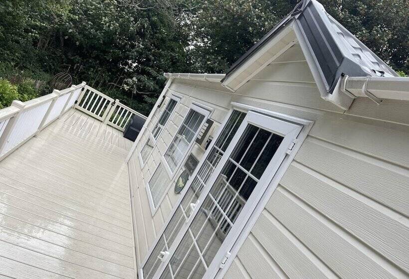 בית מלון כפרי Charming 3 Bed Carven In Hastings