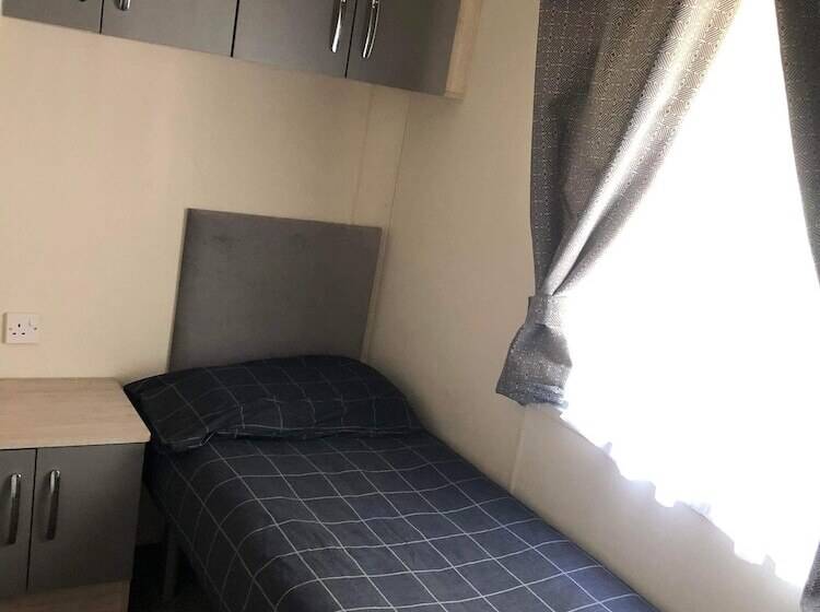 בית מלון כפרי Charming 3 Bed Carven In Hastings