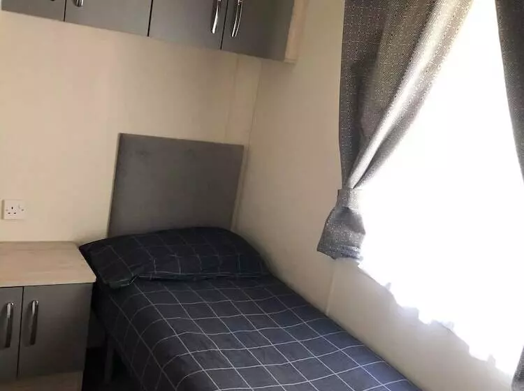 ホテル Charming 3 Bed Carven In Hastings