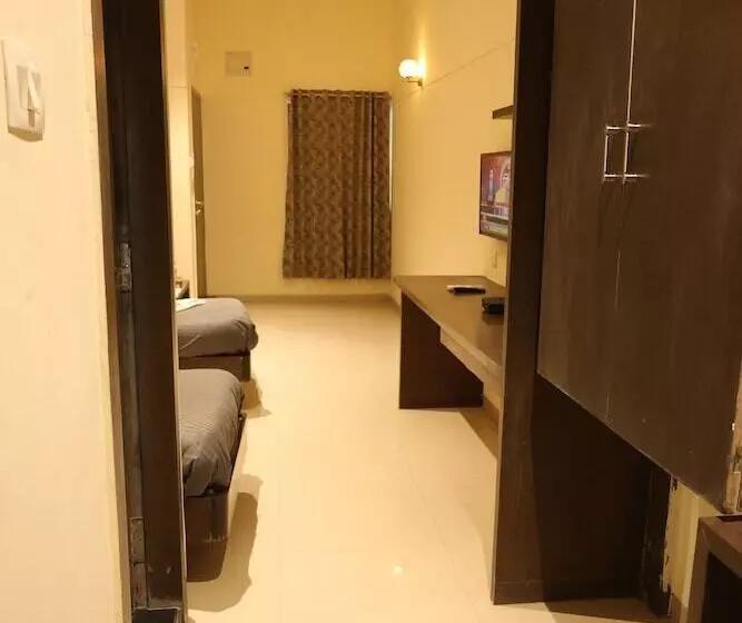 Hotelli Galaxy Deluxe