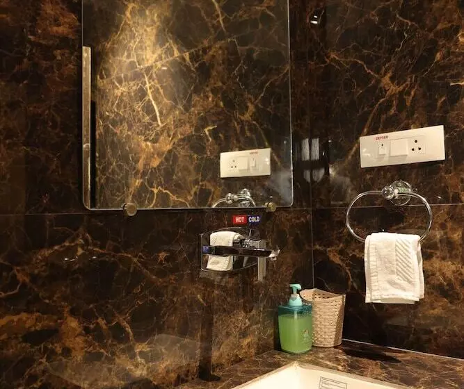 Hotelli Galaxy Deluxe