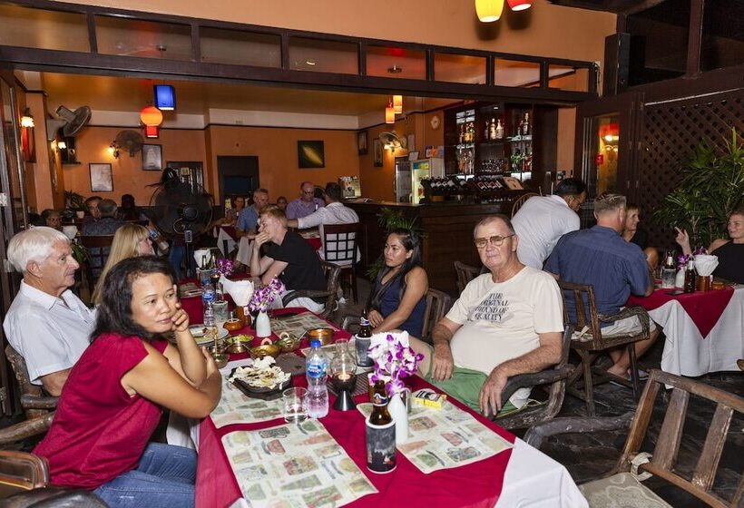 ホテル Greenhouse Samui Apartments