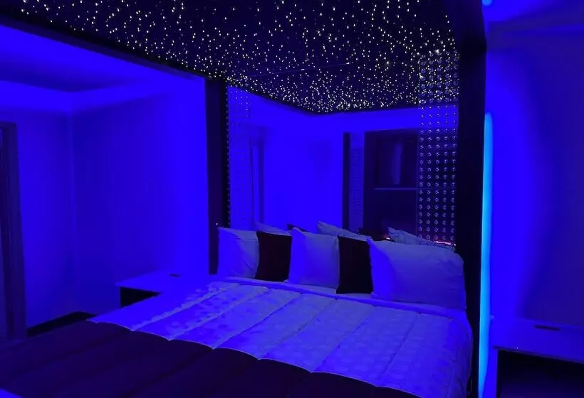 Hotelli Imperial Suites