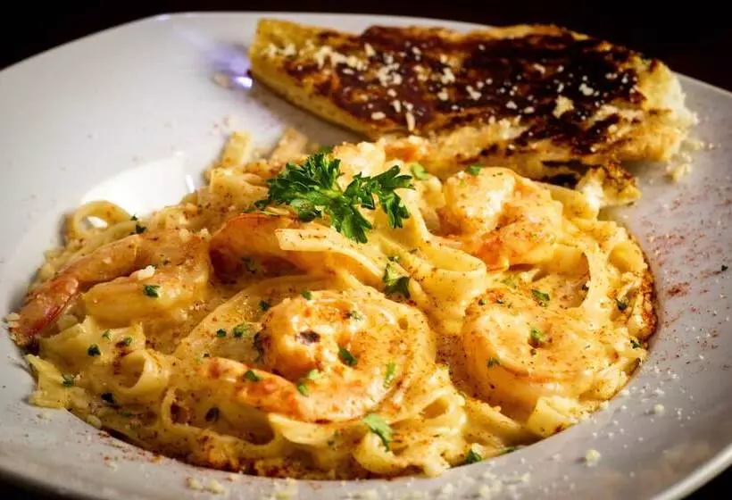 هتل Piarco Palace