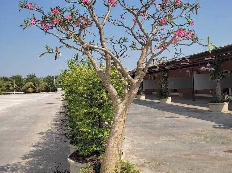 Hotelli Pueng Luang Resort