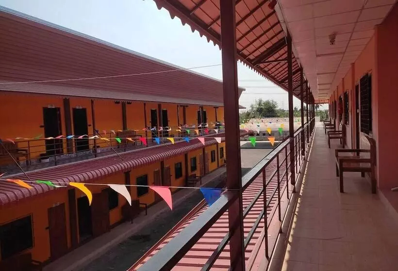 Hotelli Pueng Luang Resort