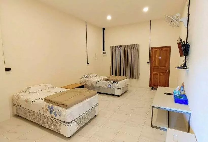 Hotelli Pueng Luang Resort