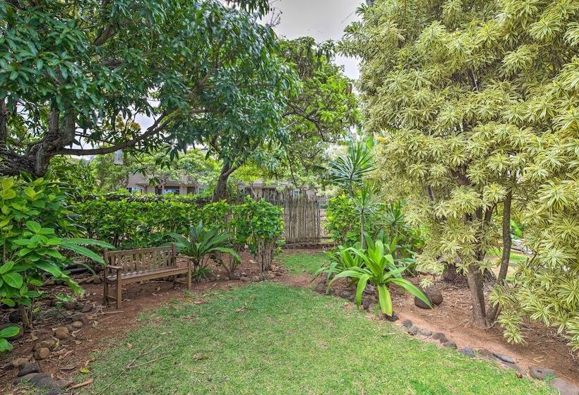 Melemele Kapa A Cottage: 1 Block To Beach!