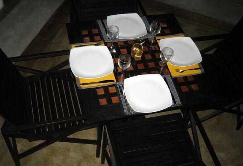 ペンション Sandalwood