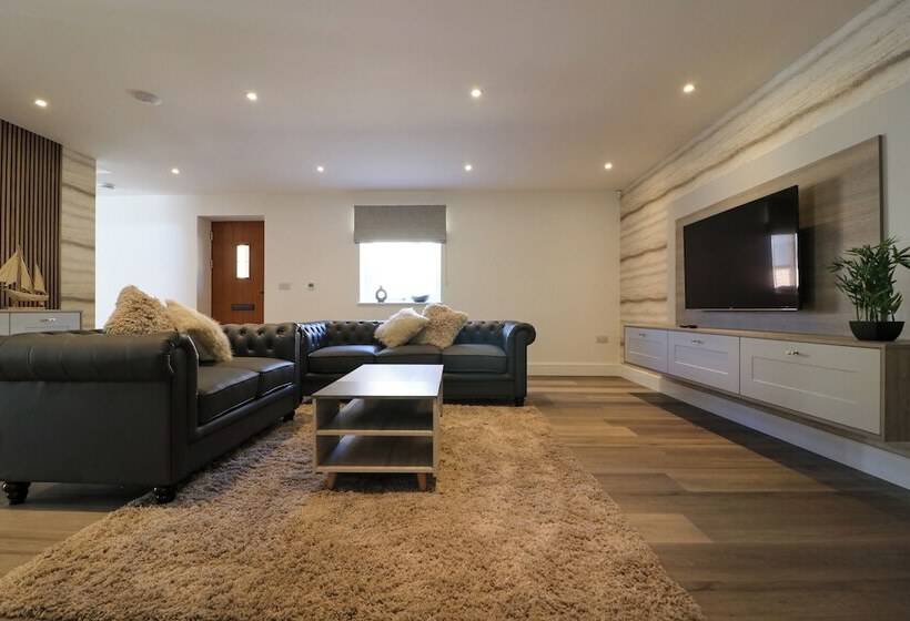 Резиденция Northumberland Luxury Stays   The Newland