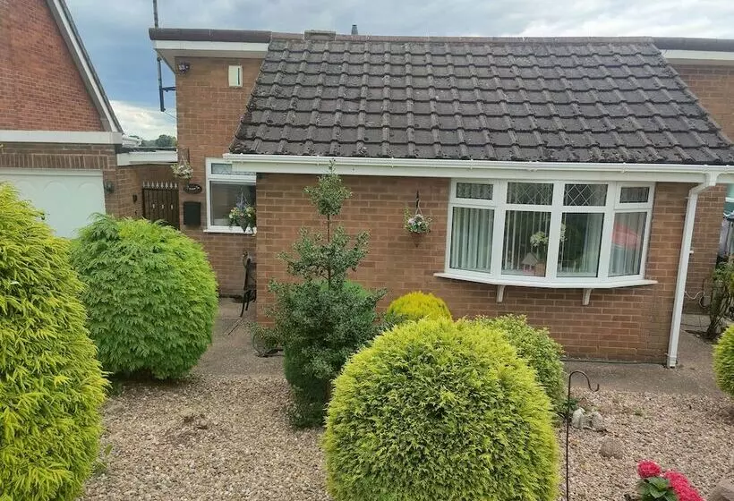 Residenssi Split Level Bungalow   Sleeps4   Close To Walks