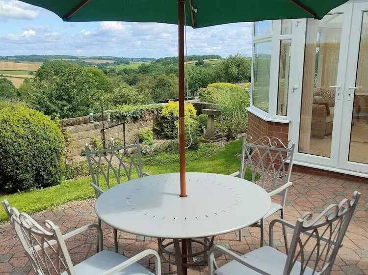 Residenssi Split Level Bungalow   Sleeps4   Close To Walks