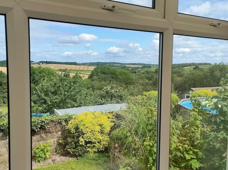 Residenssi Split Level Bungalow   Sleeps4   Close To Walks