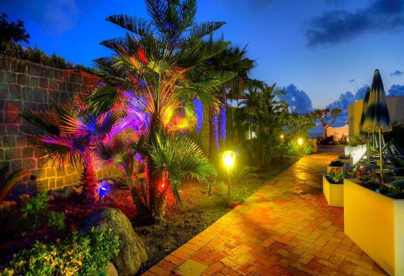 Room In B&b Ischia Forio With A Breathtaking View, Above The Poseidon Gardens, 3 People