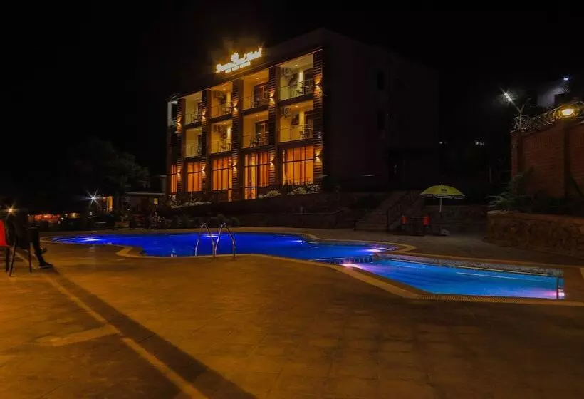 Dreamland Hotel Ltd