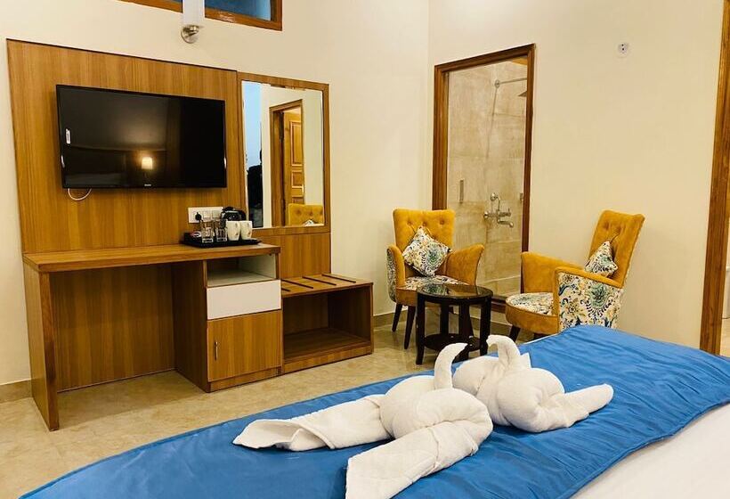 Отель Alpine Musk