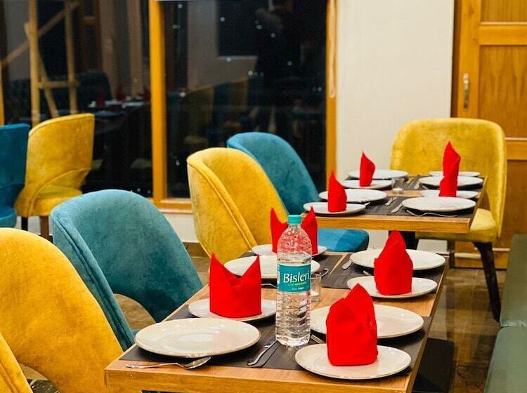 Отель Alpine Musk